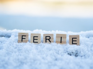napis ferie na sniegu